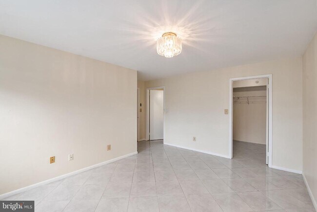 Building Photo - 119 Acadia Ct