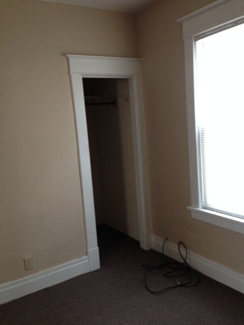 Building Photo - 533 Wyoming Ave
