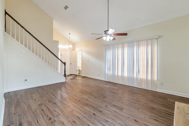 Building Photo - 1254 Watercrest Cir