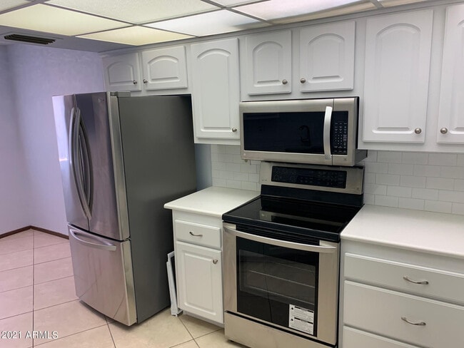 Building Photo - 19454 N Camino Del Sol