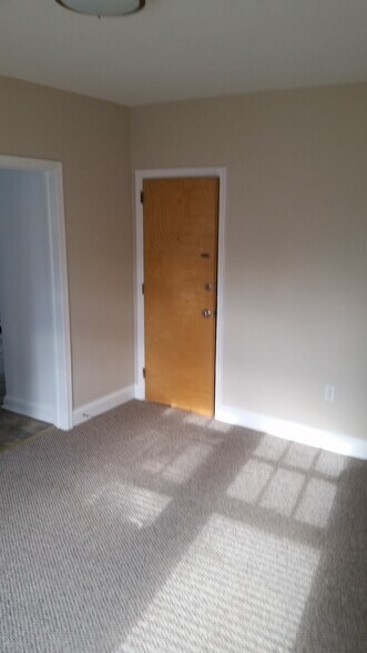 Entrance - 4709 Rittenhouse St