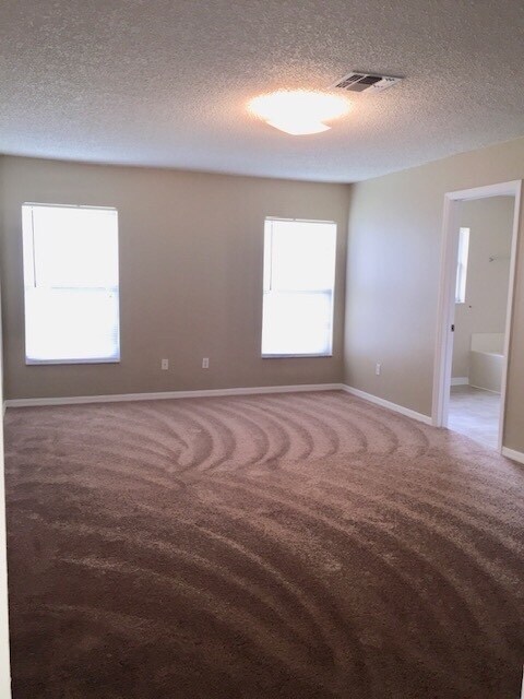 Building Photo - AVALON PARK!MOVE IN NOW! LARGE 5bd 2.5 bat...