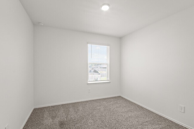 Building Photo - 14983 Clay Harvest Rdg