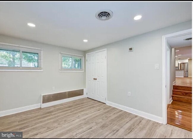 Building Photo - 709 Kresson Rd