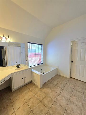 Building Photo - 207 Julian Dr