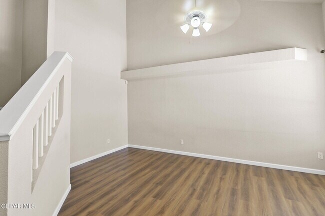 Building Photo - 2933 Pebble Rock Pl