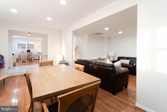 Building Photo - 5105 Spring Rock Ct