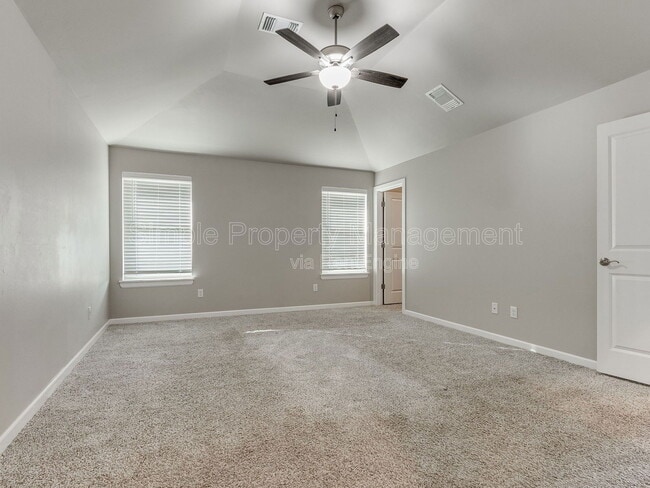 Building Photo - 4013 Palmetto Trail