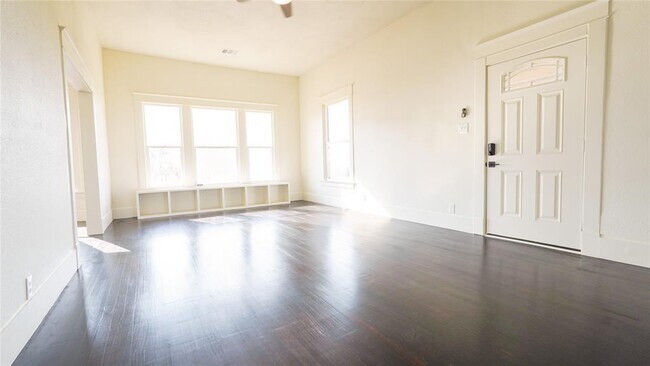 Building Photo - 15501 FM1100