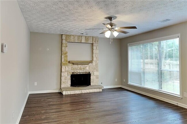 Building Photo - 4922 Anclote Dr