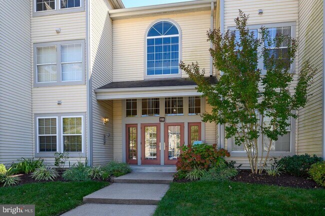 Building Photo - 115 Cascade Ct
