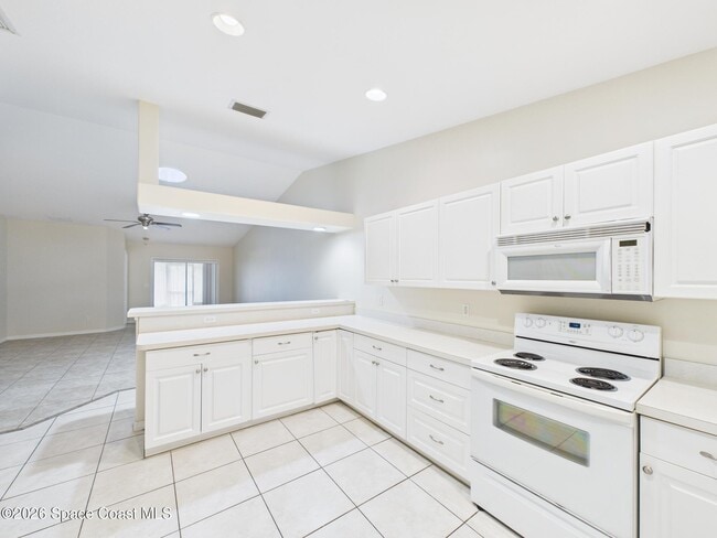 Building Photo - 131 Maggie Way