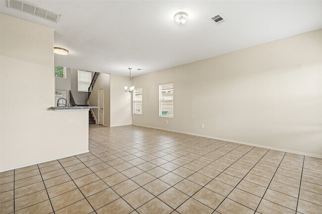 Building Photo - 14511 Long Meadow Dr
