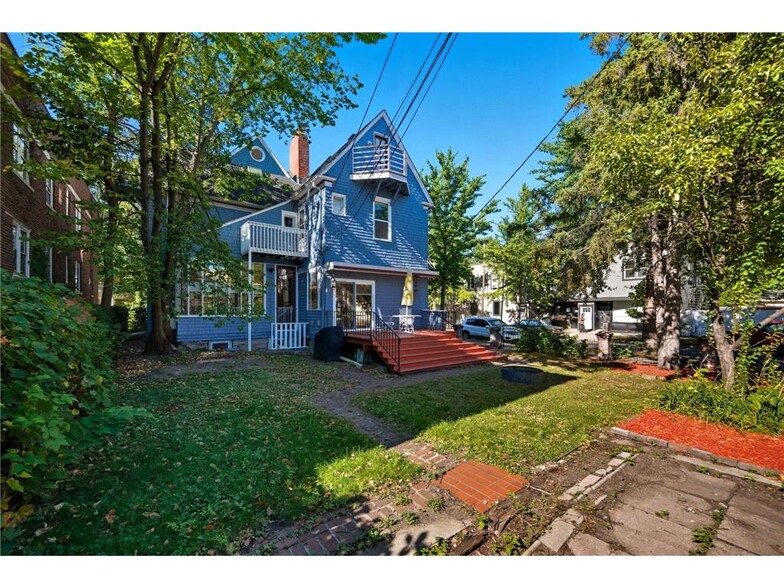 Building Photo - 2701 DuPont Ave S