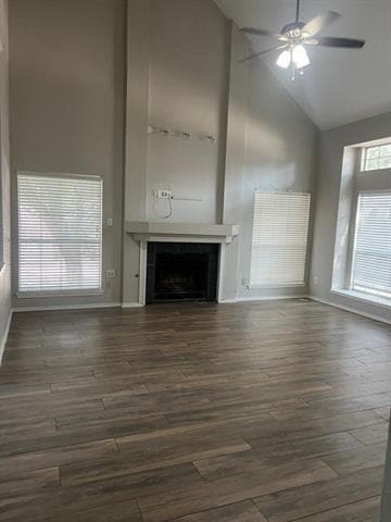 Building Photo - 8113 Azzura Dr