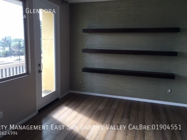 Building Photo - 339 S Glendora-