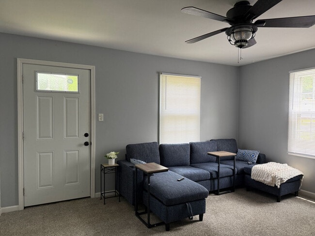 Building Photo - 501 N Dickson St