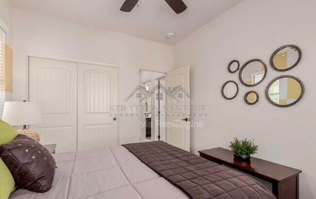 Building Photo - 4467 E Remington Dr