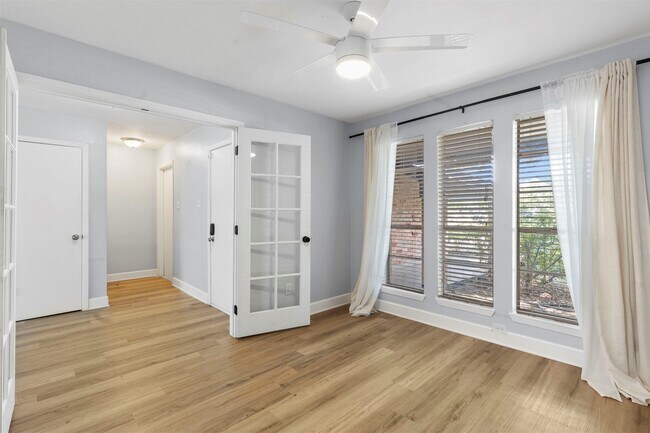 Building Photo - 202 Coppersmith Dr