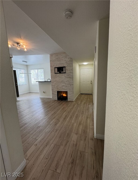 Building Photo - 9050 W Warm Springs Rd