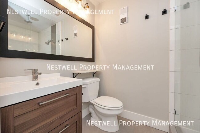 Building Photo - 44 W Broadway