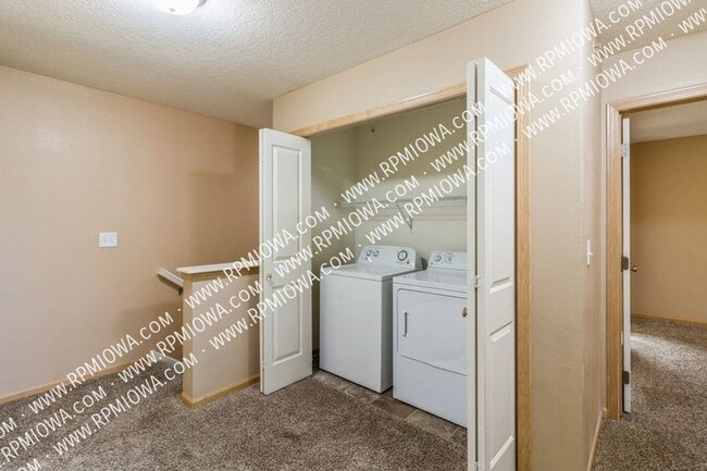 Building Photo - 574 84th St