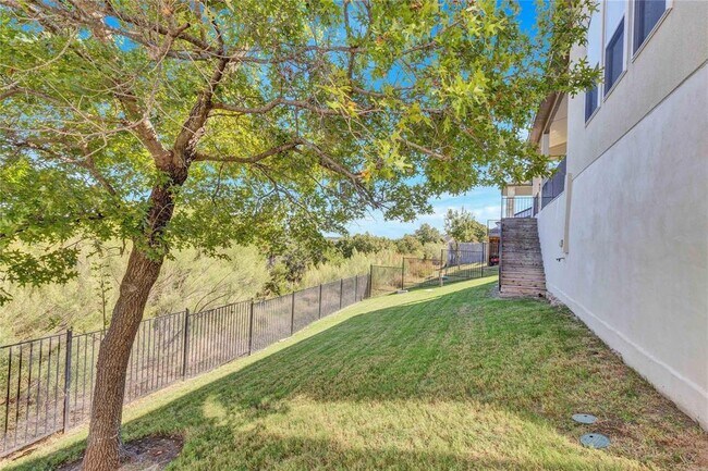 Building Photo - 2406 Sunset Vista Cir