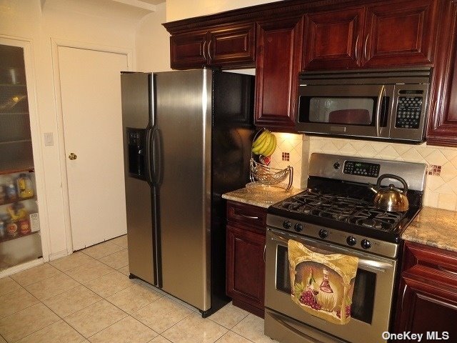 Building Photo - 12-11 166th St