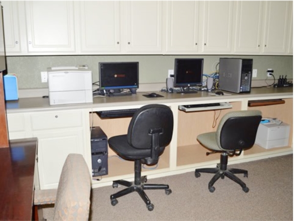 Computer Room - Greentree Village Apartments