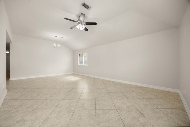 Building Photo - 29123 Foxingham Cir