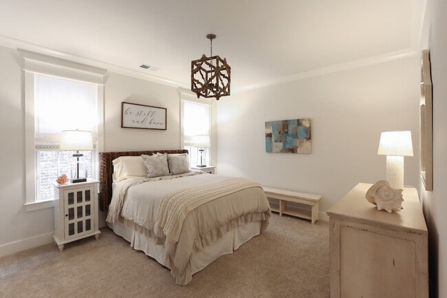 Building Photo - 237 Stephens Valley Blvd