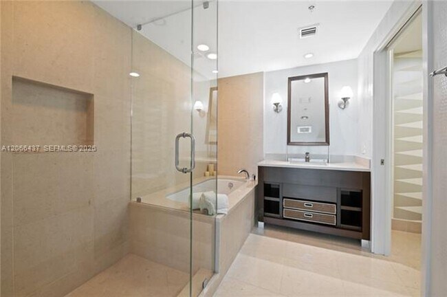 Building Photo - 6899 Collins Ave