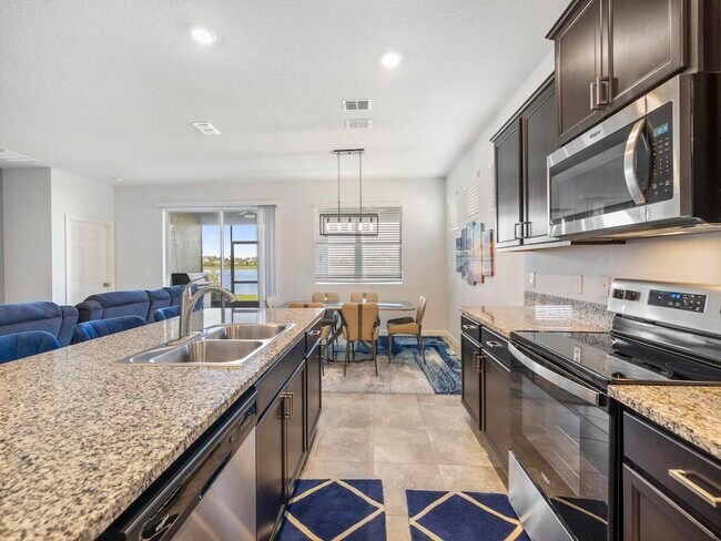 Building Photo - 12341 Arabella Dr