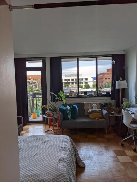 Building Photo - 801 N Pitt St