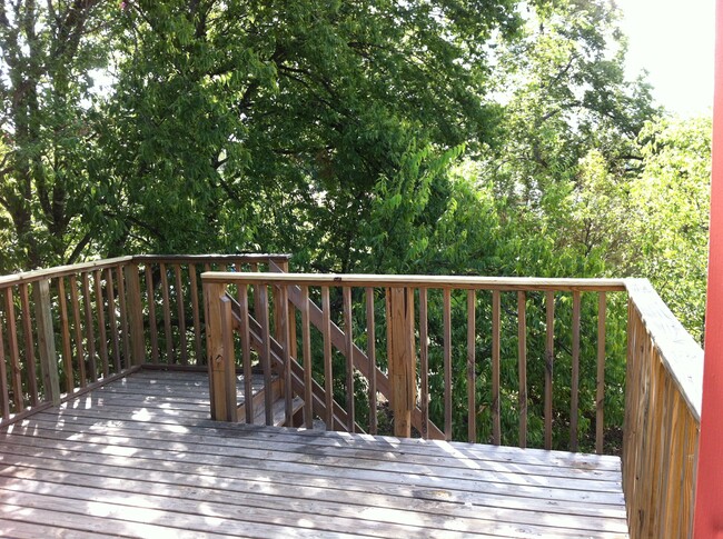 Upstairs deck for hanging out - 338 La Manda Blvd