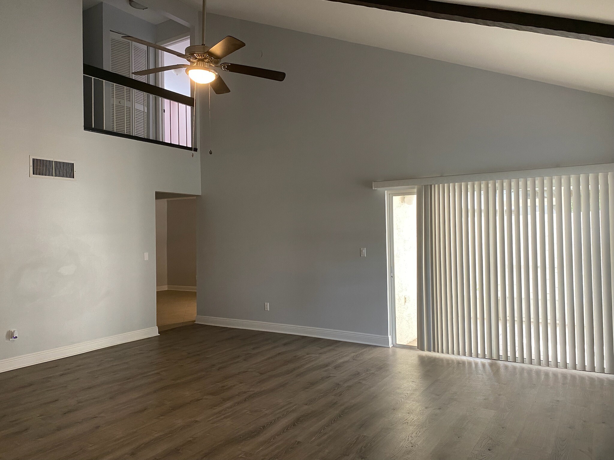 Living room - 2625 Cedar View Ct