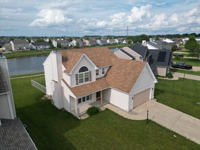 Building Photo - 3922 Wildflower Dr