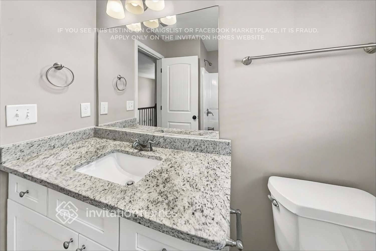 Building Photo - 100 Hamilton Pointe Dr