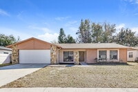 Building Photo - 16536 Forestlake Dr