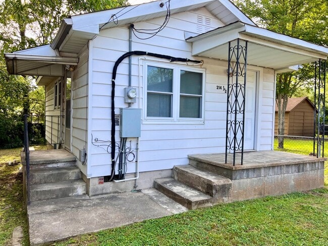 Building Photo - Home for Rent in Hot Springs!