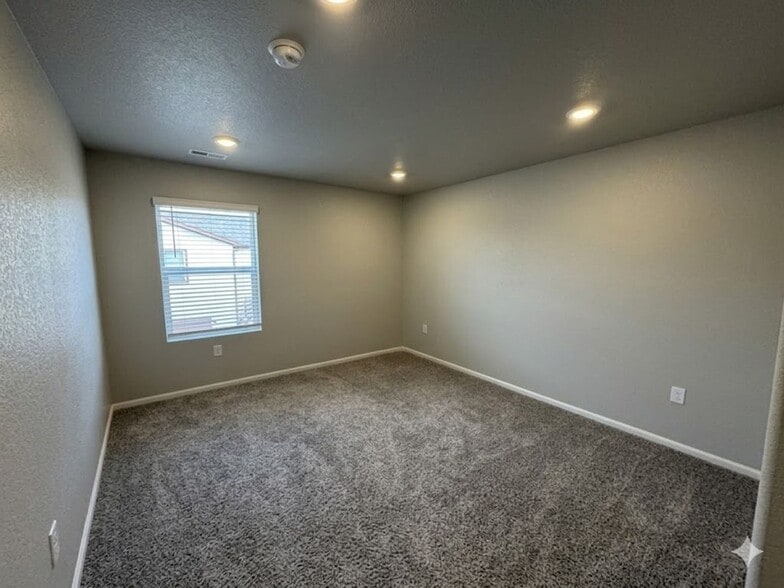 Building Photo - 13746 Vispo Wy