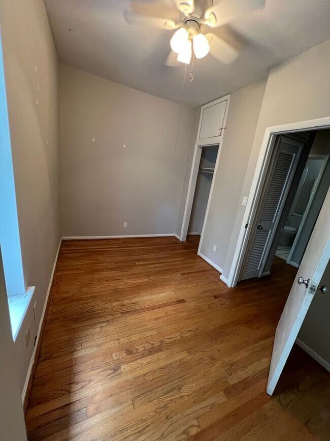 Building Photo - 1701 New Jersey Ave NW