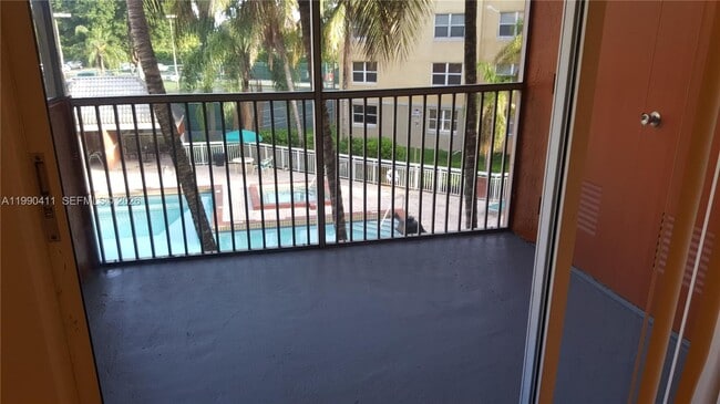 Building Photo - 8215 Lake Dr