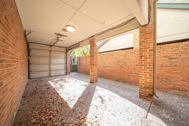 Building Photo - 4134 Childress St
