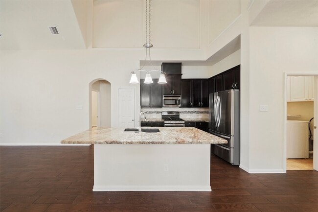 Building Photo - 12419 Tyler Springs Ln
