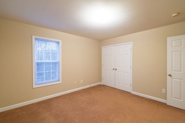 Building Photo - Charming 3 Bedroom, 2 Bathroom Home in Matthews!