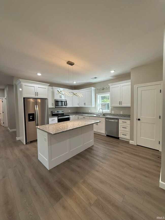 Building Photo - 3417 S Knightridge Rd