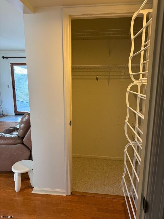 Building Photo - 518 Downer St