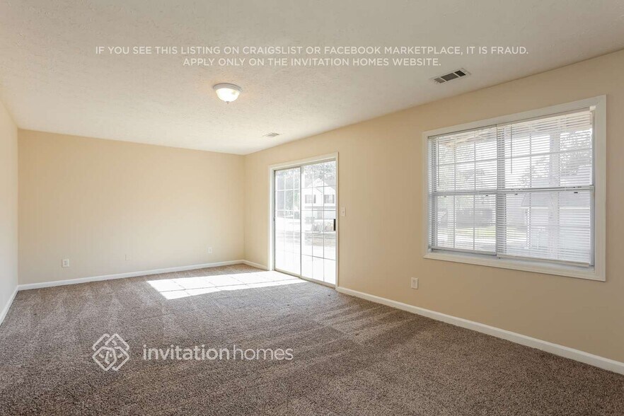 Building Photo - 64 Birch Chase