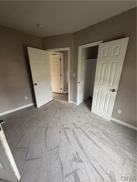 Building Photo - 214 Rowland St